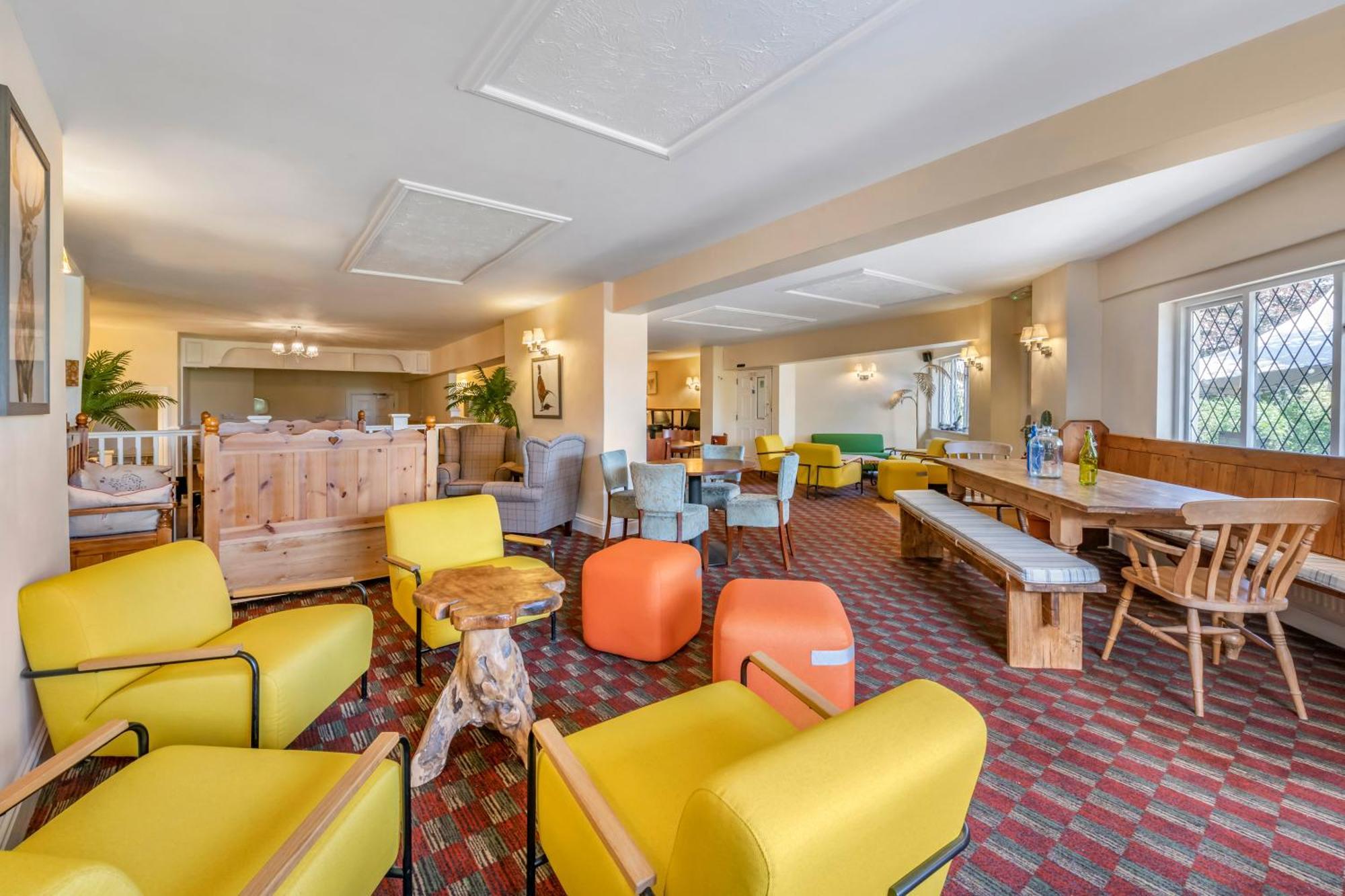 Woodford Bridge Country Club Resort 4*