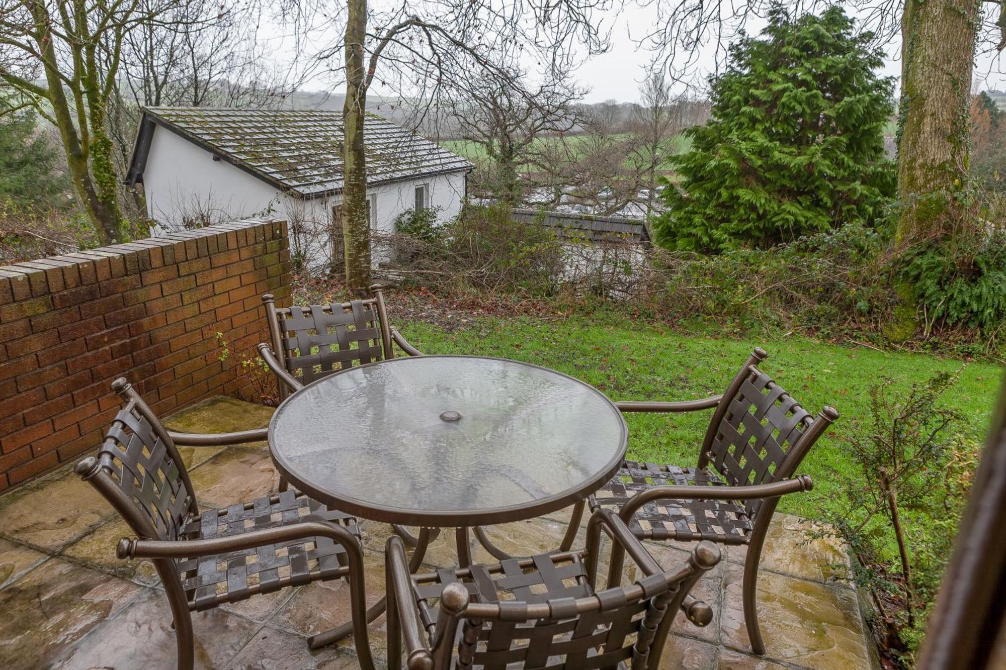 Woodford Bridge Country Club 4*