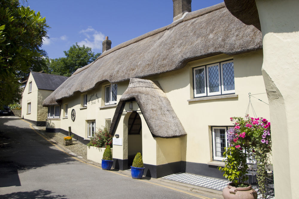 Woodford Bridge Country Club 4* Milton Damerel